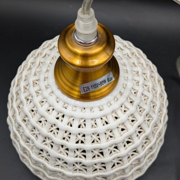 Ruzectt Plug in Pendant Light, Gold Hanging Lamp with  Porcelain Open Weave Hanging Pendant Light Lamp Plug In White with Gold 6.5\